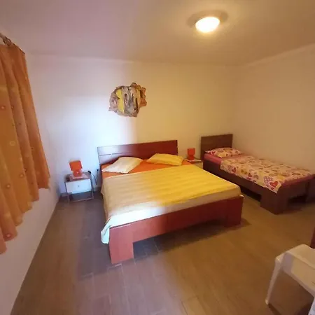 In Sveta Nedjelja - Insel Hvar 45082 Apartamento