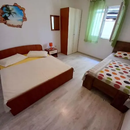 In Sveta Nedjelja - Insel Hvar 45082 Apartmán *